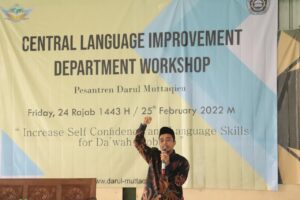 Rasa Kepercayaan Diri Mampu Meningkatkan Ketrampilan Berbahasa Arab dan Inggris Santri