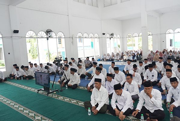 Kamisan Pendidik Darul Muttaqien: KH. Mad Rodja Sukarta Ajak Guru Terus Belajar dan Menguatkan Spirit Pengabdian