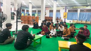Dari Passion ke Profesi: Alumni Motivasi Santri DM Post di Sharing Session Fotografi Jurnalistik