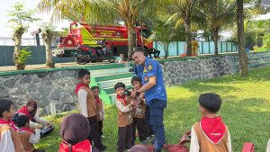 Asyiknya Penutupan Prasiaga RA Darul Muttaqien: Belajar Mandiri hingga Simulasi Bareng DAMKAR!