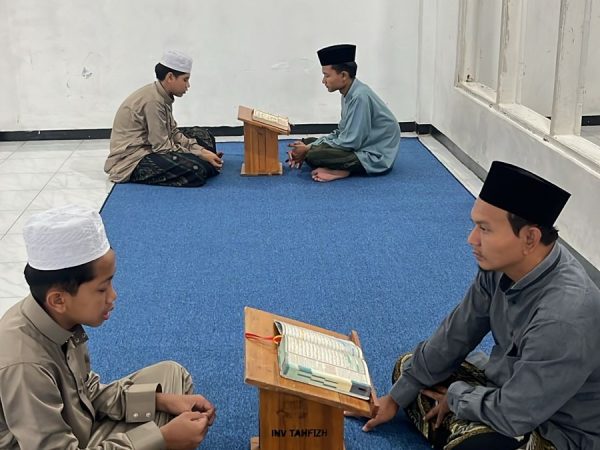Mencetak Generasi Qur'ani Lewat Tasmi' Mingguan